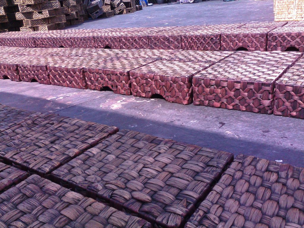 How To Paint a Water Hyacinth Baskets? How To Paint a Water Hyacinth